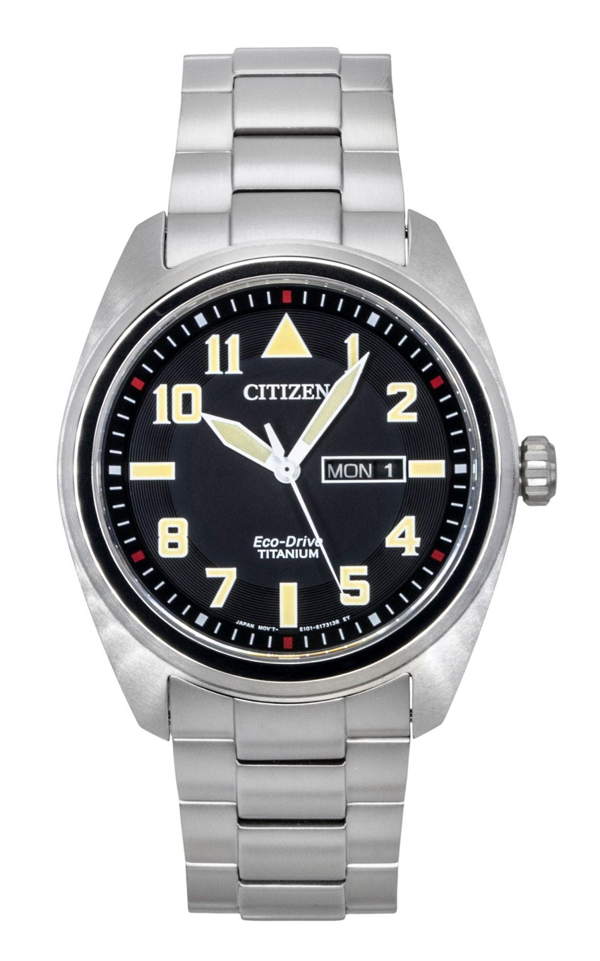 Citizen Garrison Super Titanium Black Dial Eco Drive 100M. A brand-new Citizen watch featuring a Black dial and a Titanium strap. Side view.