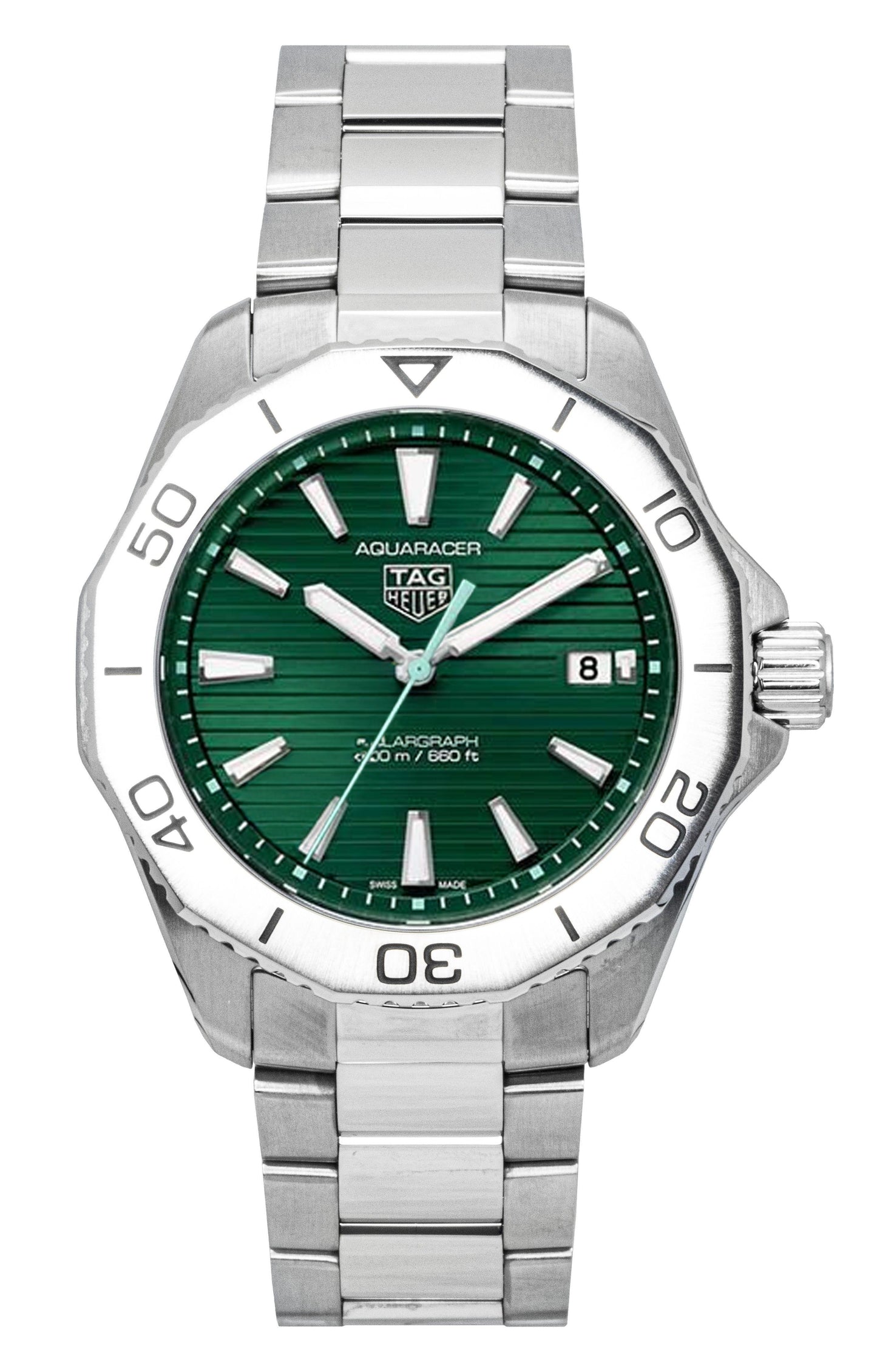 Tag Heuer Aquaracer Solargraph Stainless Steel Green Dial. A brand-new Tag Heuer Aquaracer watch featuring a Green dial and a Stainless steel strap. Angled view.