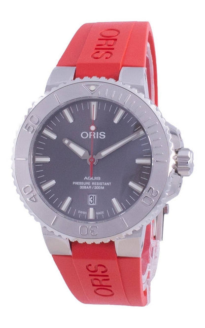 Oris Aquis Date Automatic movement White Rubber Male 01-733-7730-4153-07-4-24-66EB. A brand-new Oris Aquis watch featuring a White dial and a Rubber strap. Angled view.