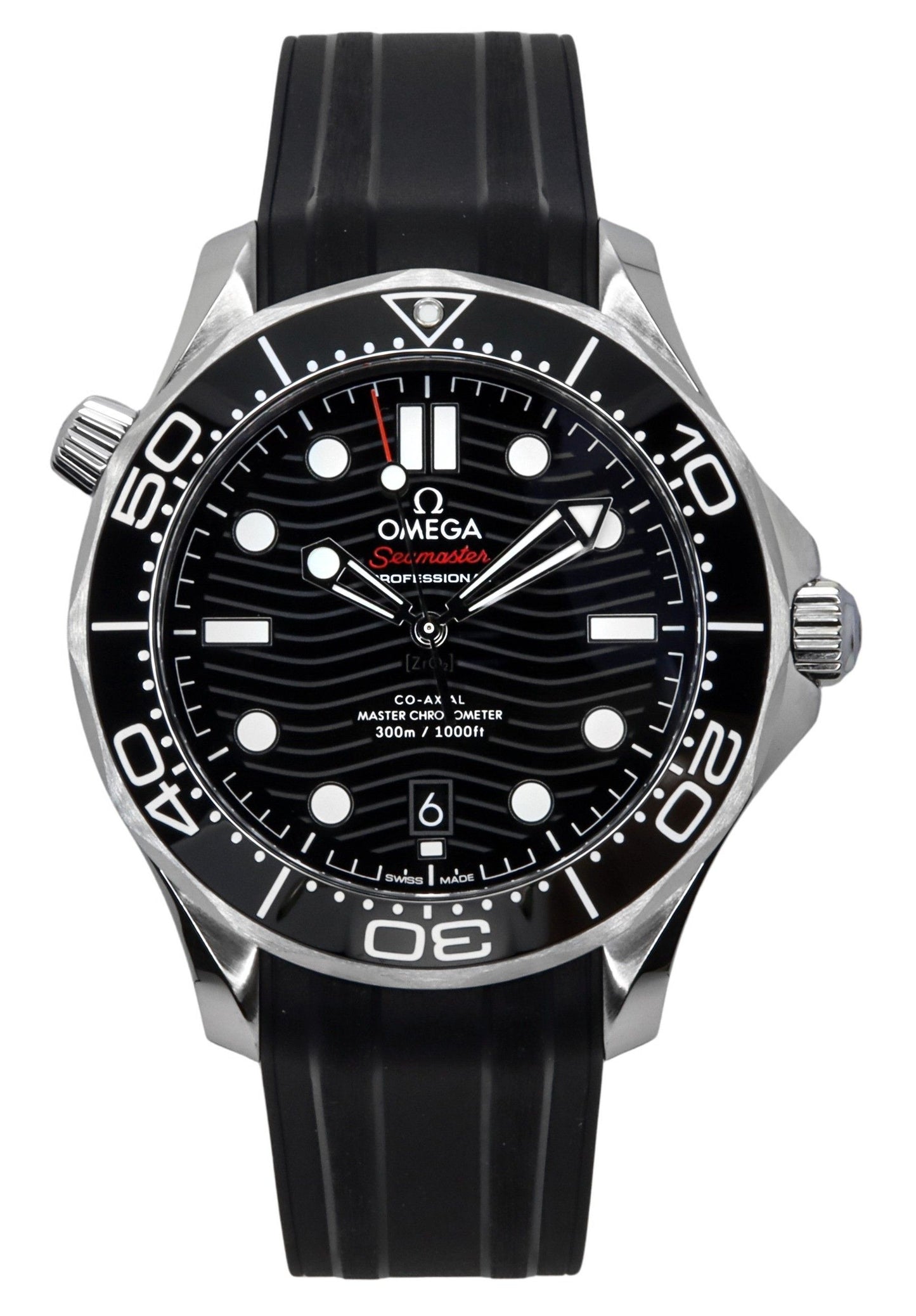 Omega Seamaster Automatic movement Black Rubber Male 210.32.42.20.01.001. A brand-new Omega Seamaster watch featuring a Black dial and a Rubber strap. Angled view.
