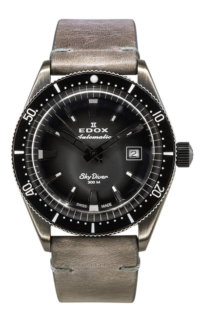 Edox Skydiver Automatic movement Grey Leather Male 801263VINGDN. A brand-new Edox Skydiver watch featuring a Grey dial and a Leather strap. Front view.