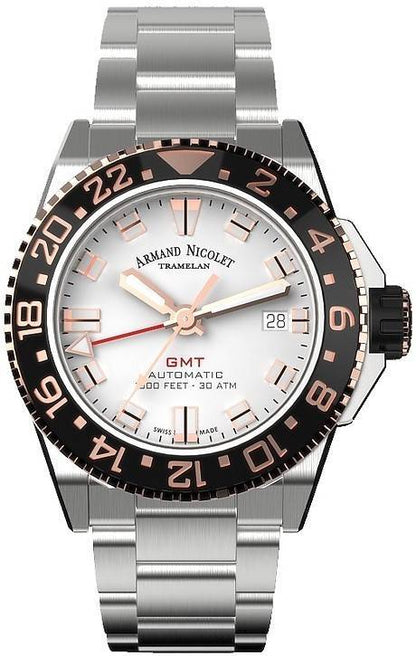 Armand Nicolet Tramelan JS9-41 Automatic movement Silver Stainless steel Male A487ASN-AS-MA2481AA.-.AN. A brand-new Armand Nicolet Tramelan watch featuring a Silver dial and a Stainless steel strap. Side view.