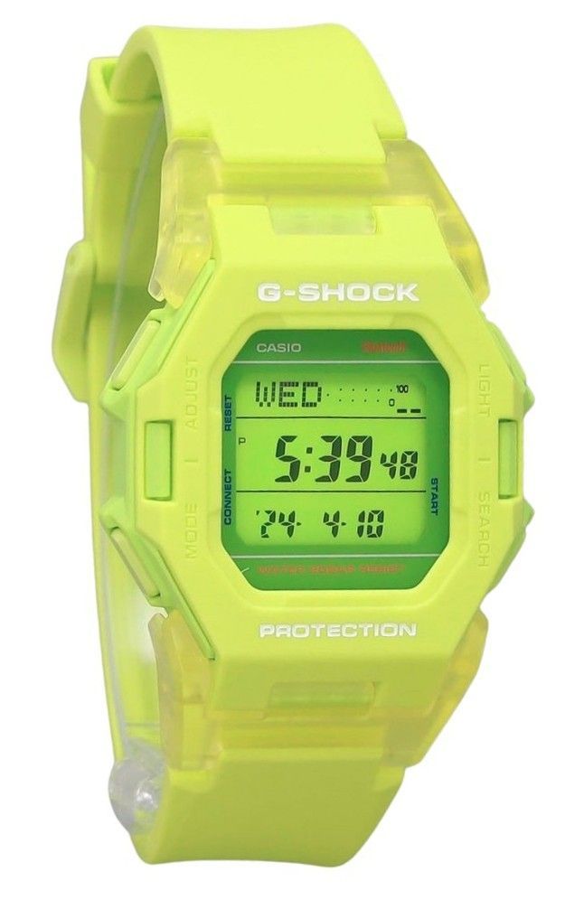 Casio G-Shock Quartz movement White Male GD-B500S-3. A brand-new Casio G-Shock watch featuring a White dial. Angled view.