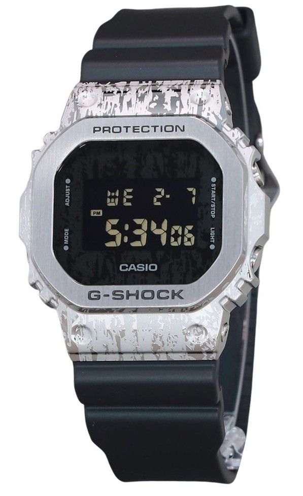 Casio G-Shock Quartz movement Grey Male GM-5600GC-1. A brand-new Casio G-Shock watch featuring a Grey dial. Front view.
