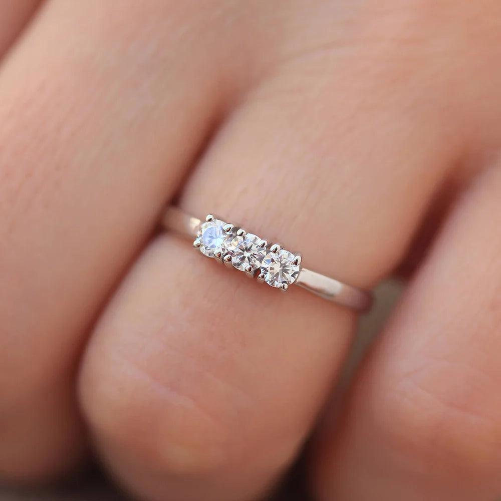 Ring 14K White Gold 3mm CVD Lab Diamond Three-Stone Wedding Female - J&G® JEWELRY STORE
