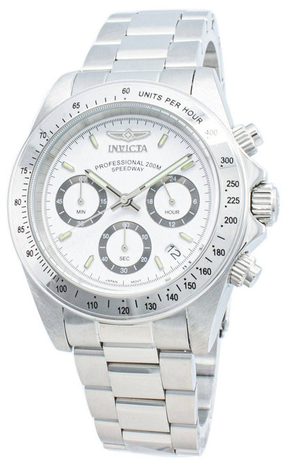 Invicta Speedway Date display White Stainless steel Male INV9211. A brand-new Invicta Speedway watch featuring a White dial and a Stainless steel strap. Angled view.