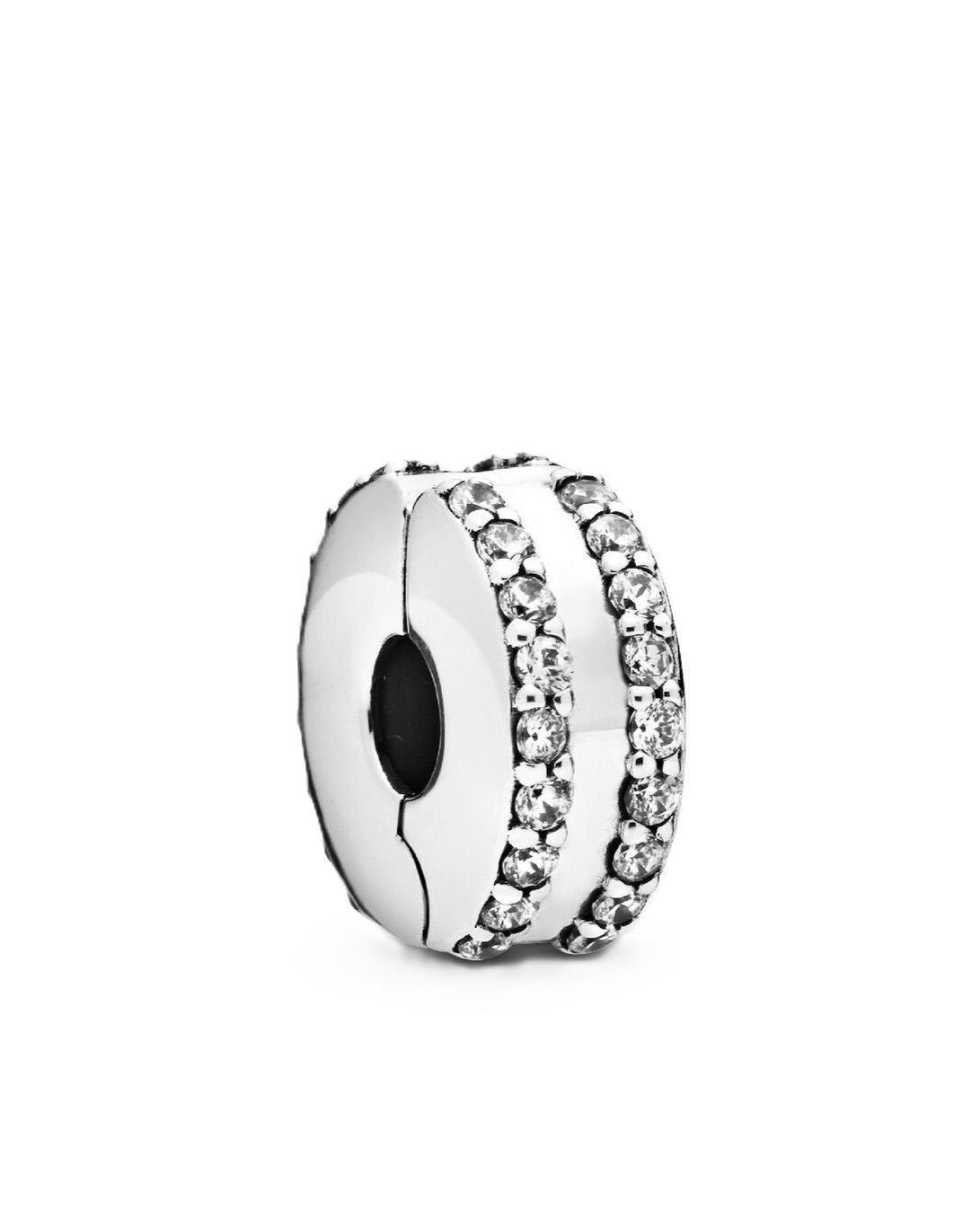 PANDORA Female P-798422C01. A brand-new PANDORA watch. Angled view.