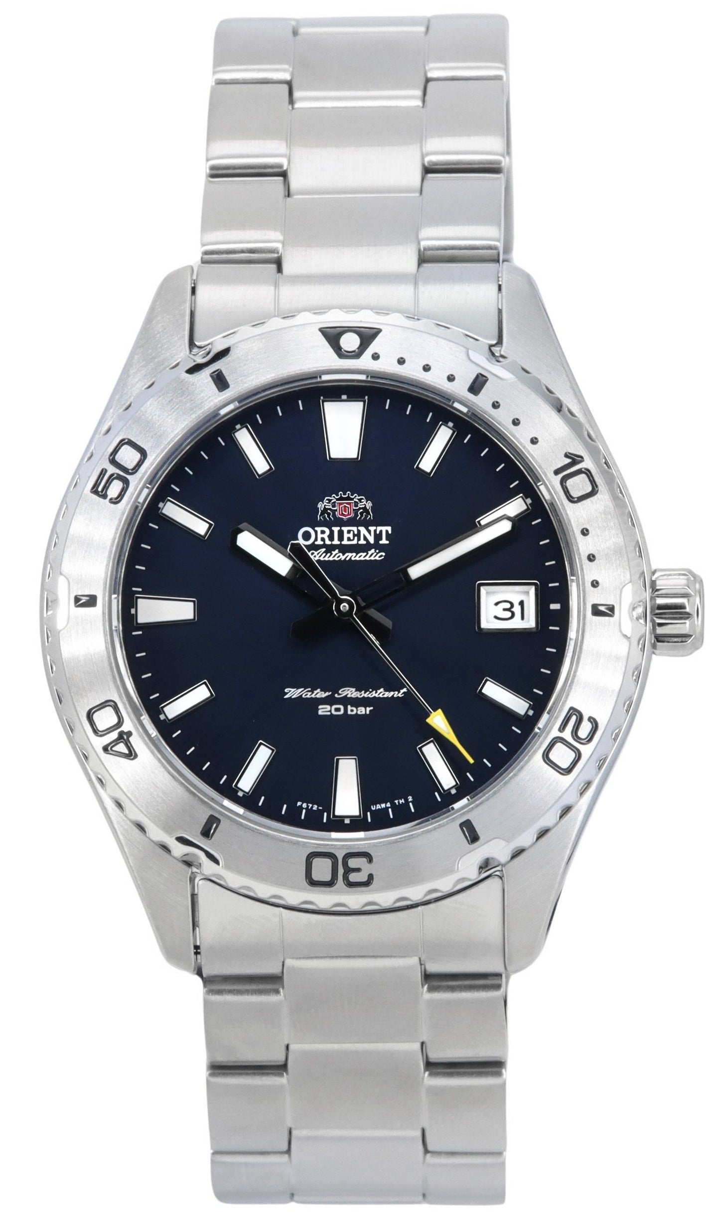 Orient Mako Automatic movement Blue Stainless steel Male RA-AC0Q02L10B. A brand-new Orient Mako watch featuring a Blue dial and a Stainless steel strap. Angled view.