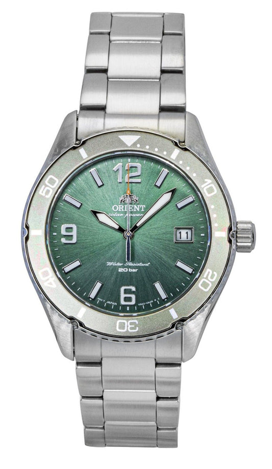 Orient Quartz movement Green Stainless steel Male RA-WJ0001E. A brand-new Orient watch featuring a Green dial and a Stainless steel strap. Side view.