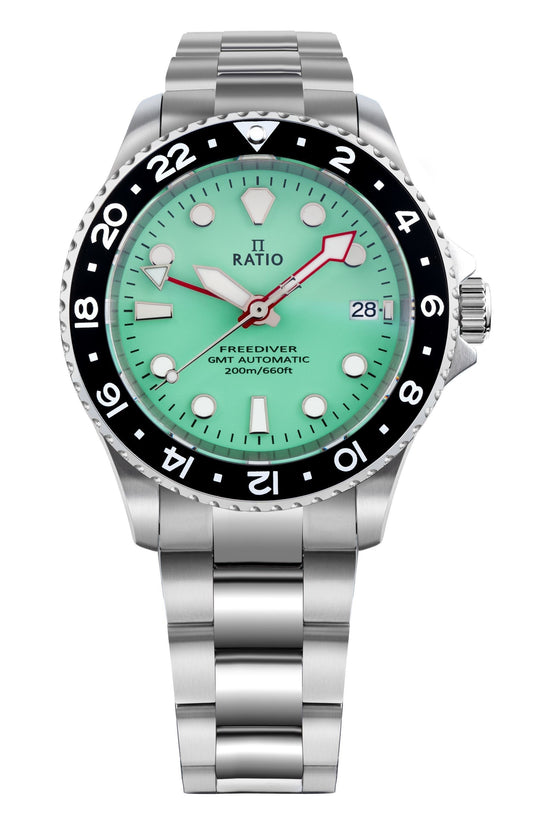 RATIO FreeDiver Automatic movement Green Stainless steel Male RTF059. A brand-new RATIO FreeDiver watch featuring a Green dial and a Stainless steel strap. Angled view.