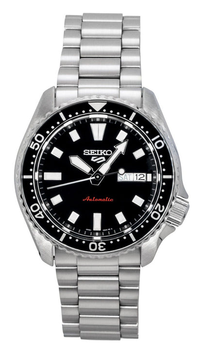Seiko 5 Sports SKX Automatic movement Black Stainless steel Male SRPL85K1. A brand-new Seiko 5 Sports watch featuring a Black dial and a Stainless steel strap. Side view.