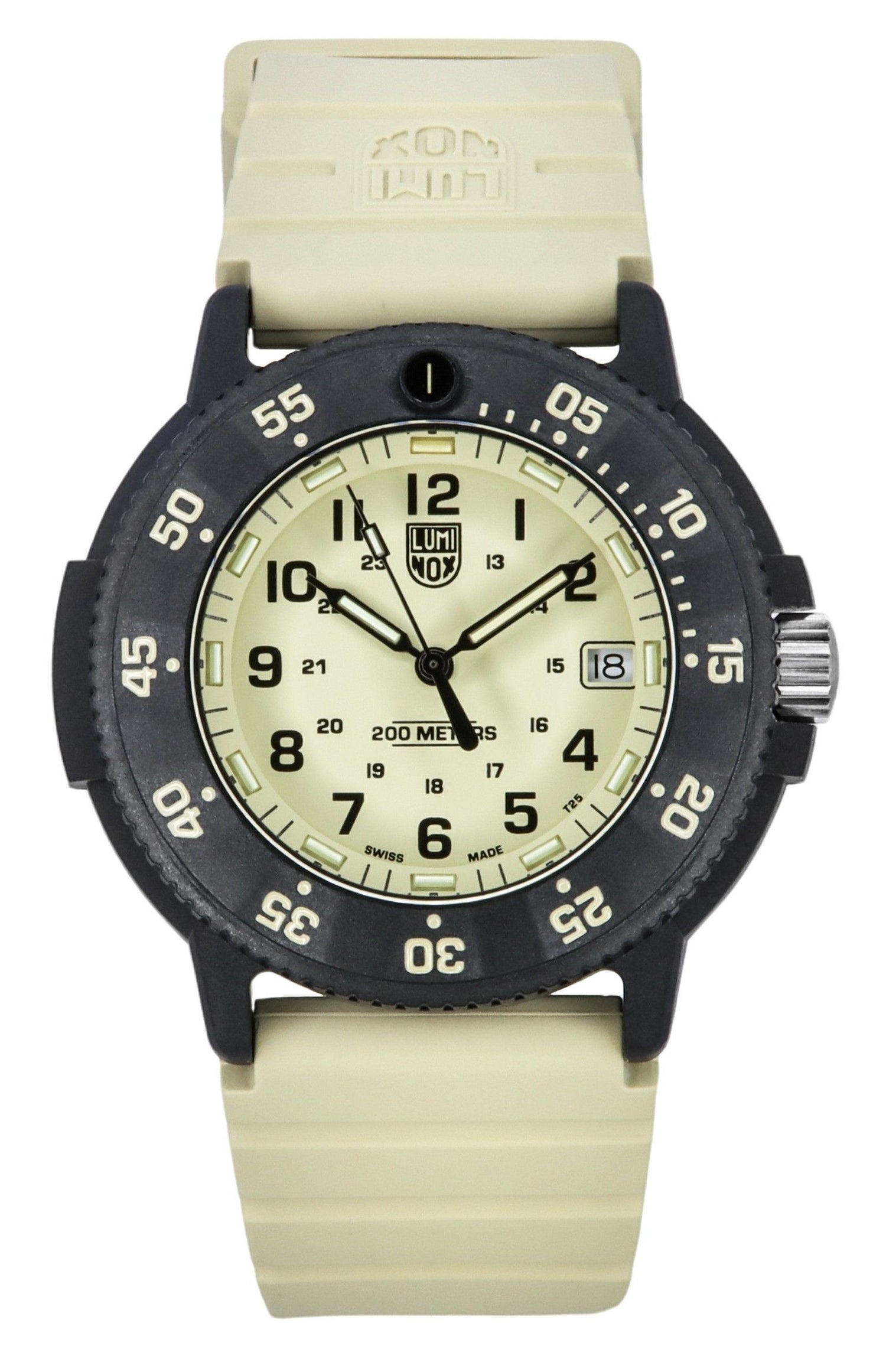 Luminox Original Navy Seal Quartz movement Beige Rubber Male XS.3010.EVO.S. A brand-new Luminox Original Navy Seal watch featuring a Beige dial and a Rubber strap. Angled view.