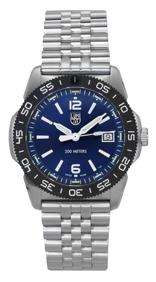 Luminox Quartz movement Blue Stainless steel Male XS.3123M.SET.1. A brand-new Luminox watch featuring a Blue dial and a Stainless steel strap. Angled view.