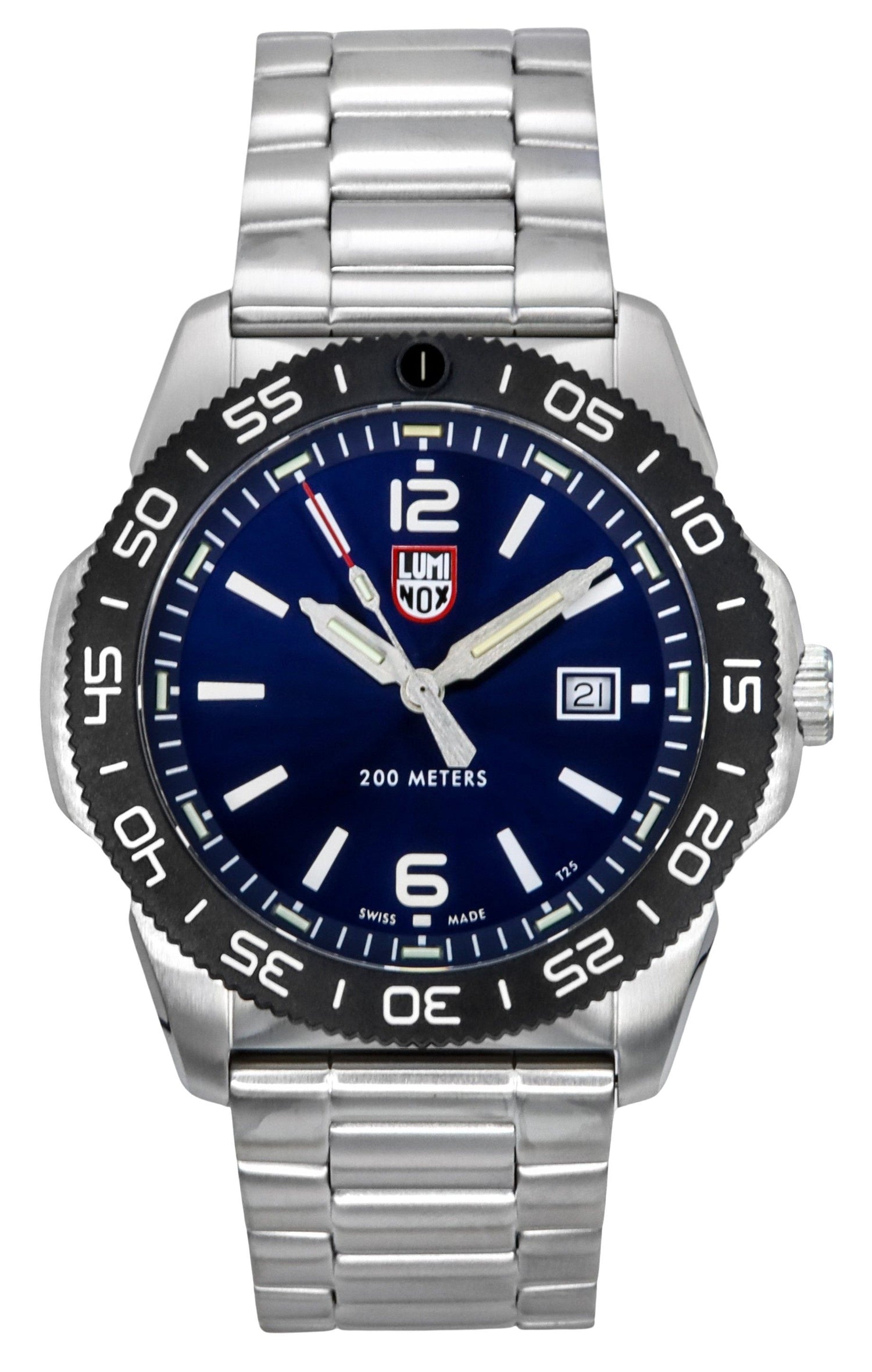 Luminox Quartz movement Blue Stainless steel Male XS.3123. A brand-new Luminox watch featuring a Blue dial and a Stainless steel strap. Side view.
