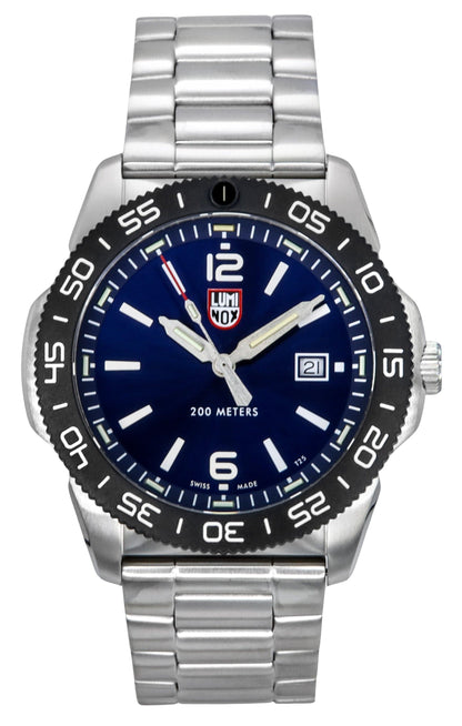 Luminox Quartz movement Blue Stainless steel Male XS.3123. A brand-new Luminox watch featuring a Blue dial and a Stainless steel strap. Side view.