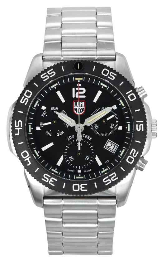 Luminox Quartz movement Black Stainless steel Male XS.3142. A brand-new Luminox watch featuring a Black dial and a Stainless steel strap. Side view.