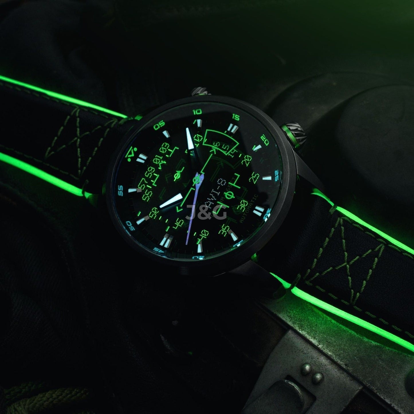 AVI-8 Hawker Harrier Automatic movement Black Leather Male AV-4117-02. A brand-new AVI-8 Hawker watch featuring a Black dial and a Leather strap. Angled view. - view 4