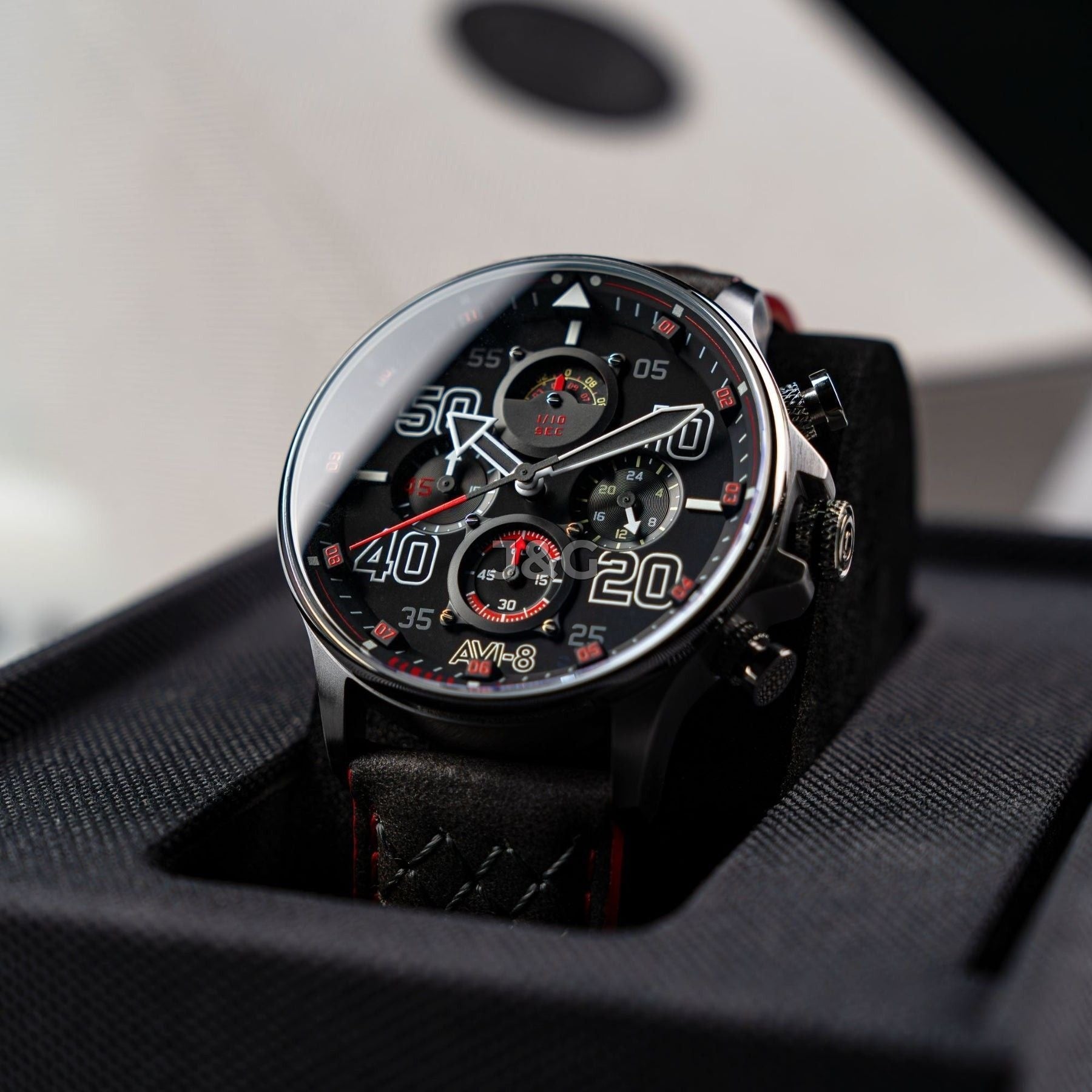 AVI-8 Hawker Quartz movement Black Leather Male AV-4093-0A. A brand-new AVI-8 Hawker watch featuring a Black dial and a Leather strap. Front view. - view 4