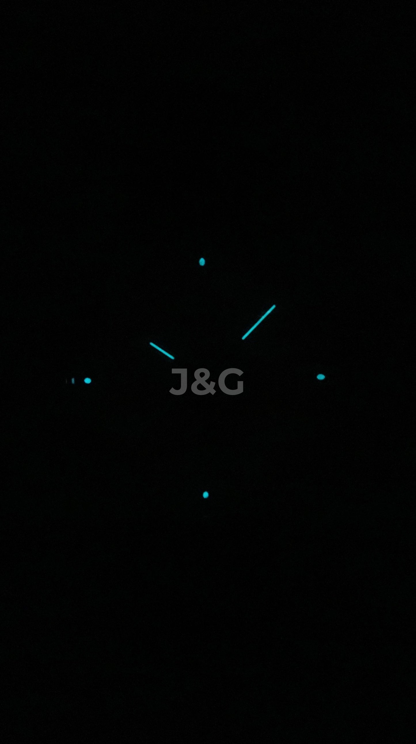 Bauhaus Classic Quartz movement White Leather Female BA-20371. A brand-new Bauhaus Classic watch featuring a White dial and a Leather strap. Angled view. - view 2