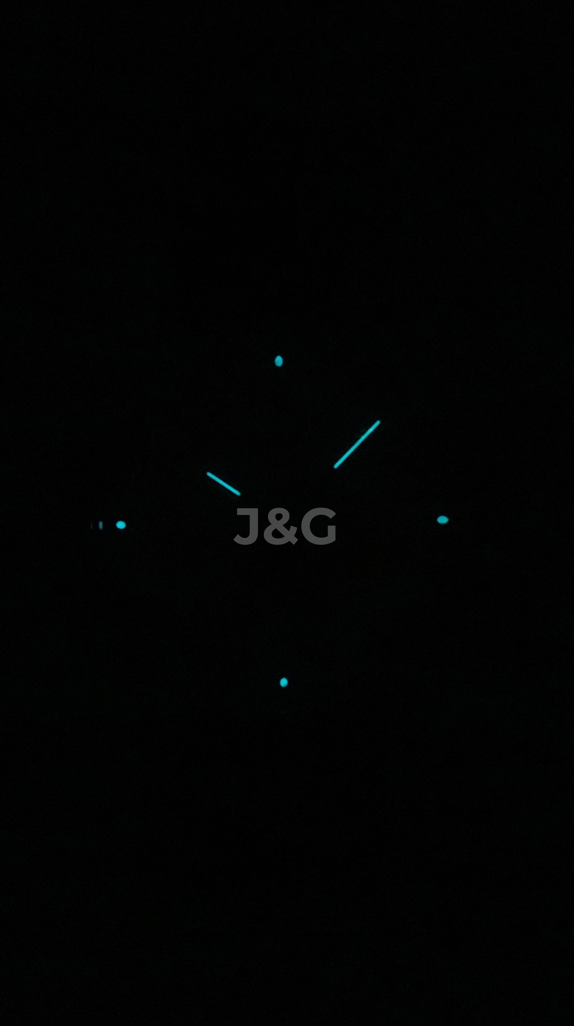 Bauhaus Classic Quartz movement White Leather Female BA-20371. A brand-new Bauhaus Classic watch featuring a White dial and a Leather strap. Angled view. - view 2