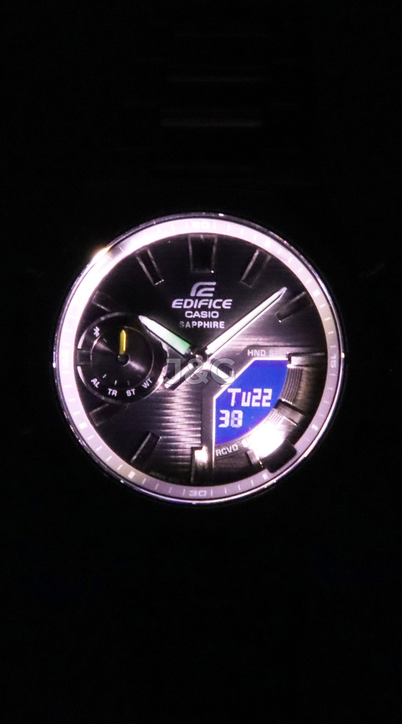 Casio Edifice Alarm Grey Stainless steel Male ECB-S10D-8A. A brand-new Casio Edifice watch featuring a Grey dial and a Stainless steel strap. Angled view. - view 3