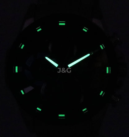 Casio Edifice Date display White Stainless steel Male EQS-940DB-1B. A brand-new Casio Edifice watch featuring a White dial and a Stainless steel strap. Side view. - view 2