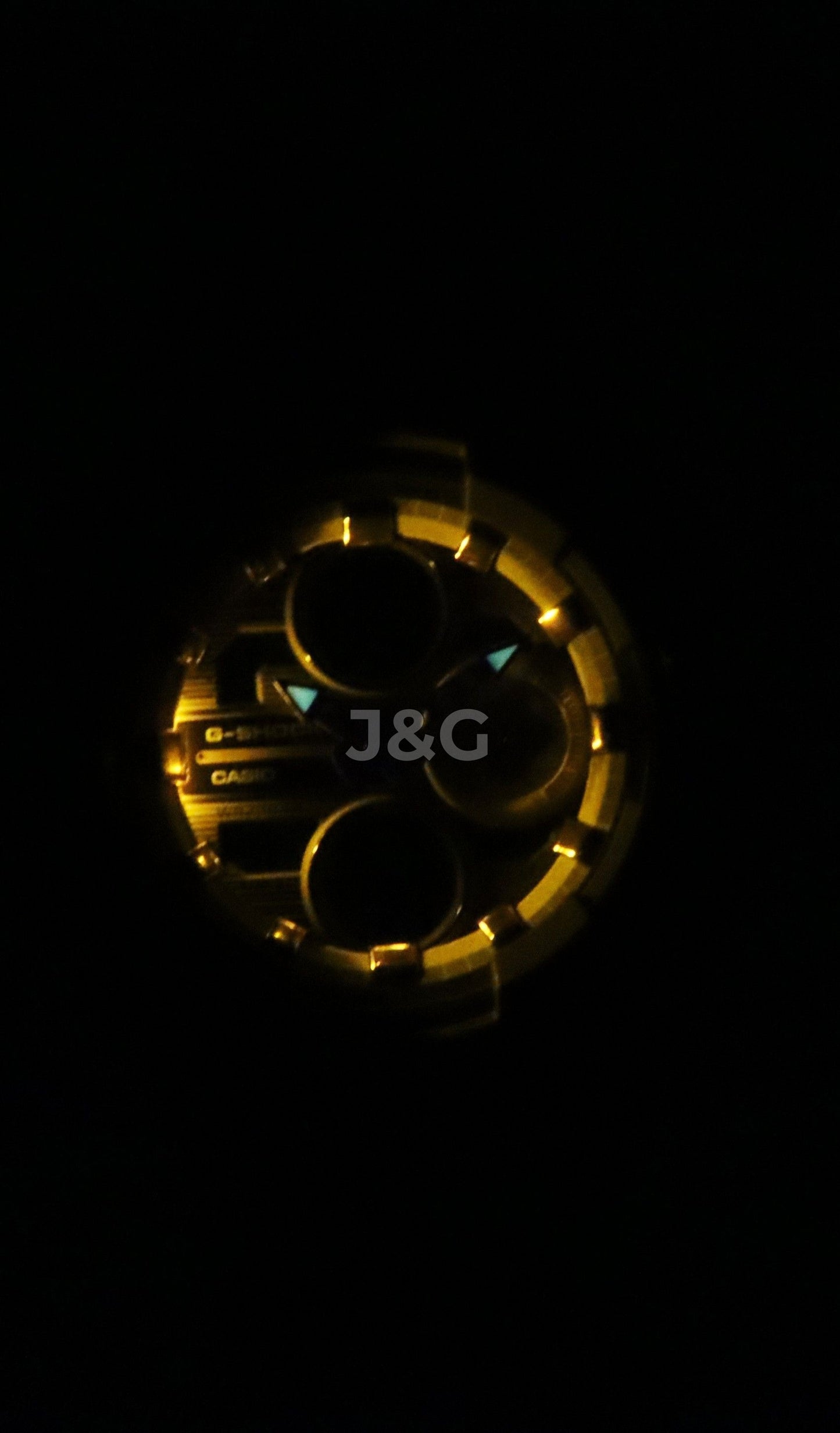 Casio G-Shock Alarm Pink Plastic Female GMA-S140PP-4A. A brand-new Casio G-Shock watch featuring a Pink dial and a Plastic strap. Side view. - view 3