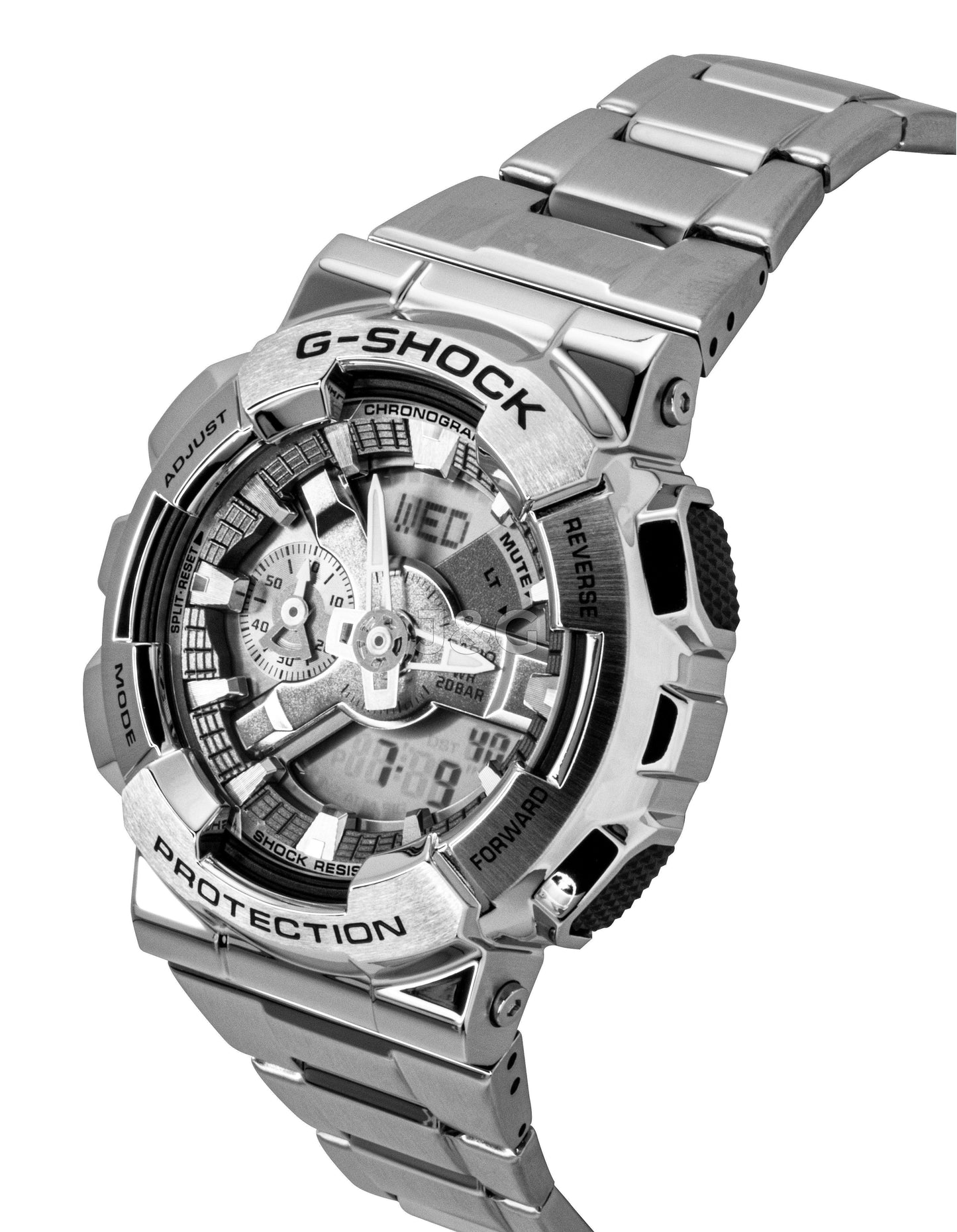 Casio G-Shock Automatic movement Grey Stainless steel Male GM-110D-8A. A brand-new Casio G-Shock watch featuring a Grey dial and a Stainless steel strap. Front view. - view 4