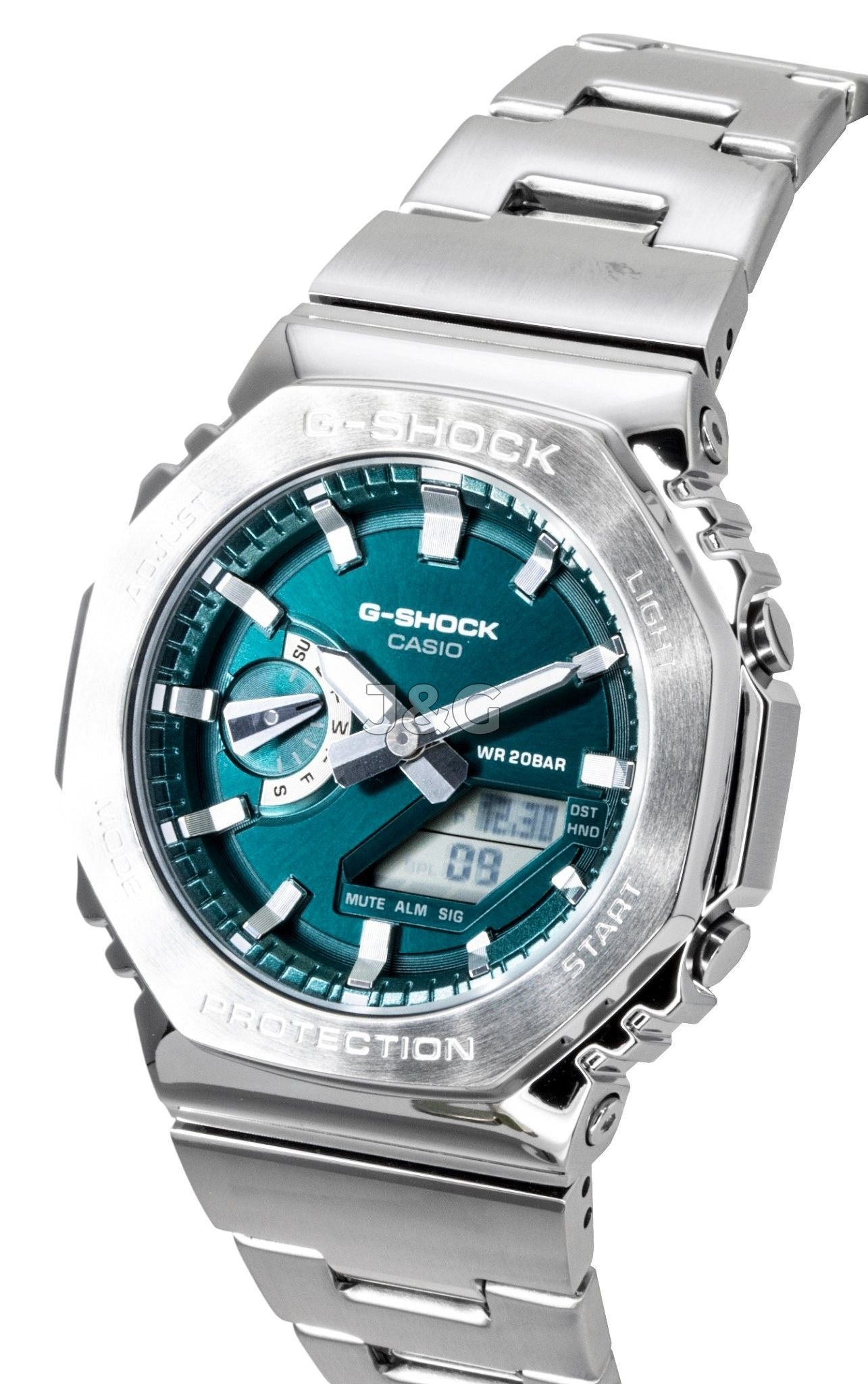 Casio G-Shock G-Steel Quartz movement Green Stainless steel Male GM-2110D-3A1. A brand-new Casio G-Shock watch featuring a Green dial and a Stainless steel strap. Angled view. - view 4