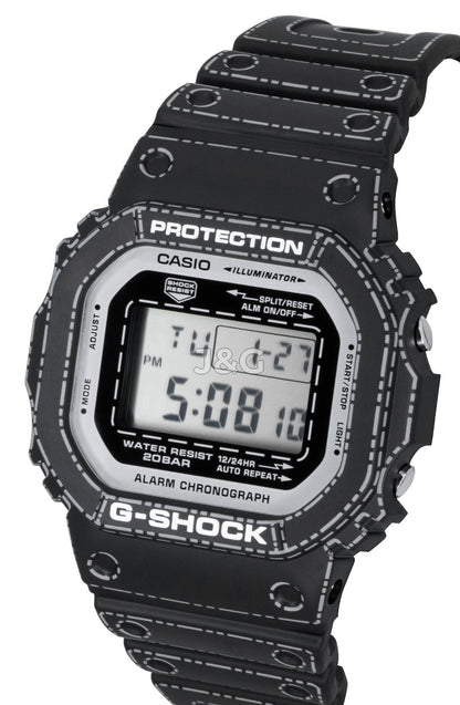 Casio G-Shock Quartz movement Blue Plastic Male DW-5600RGM-1. A brand-new Casio G-Shock watch featuring a Blue dial and a Plastic strap. Side view. - view 3
