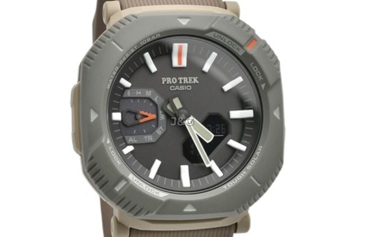 Casio Pro Trek Solar powered Grey Male PRJ-B001-5. A brand-new Casio Pro Trek watch featuring a Grey dial. Angled view. - view 2