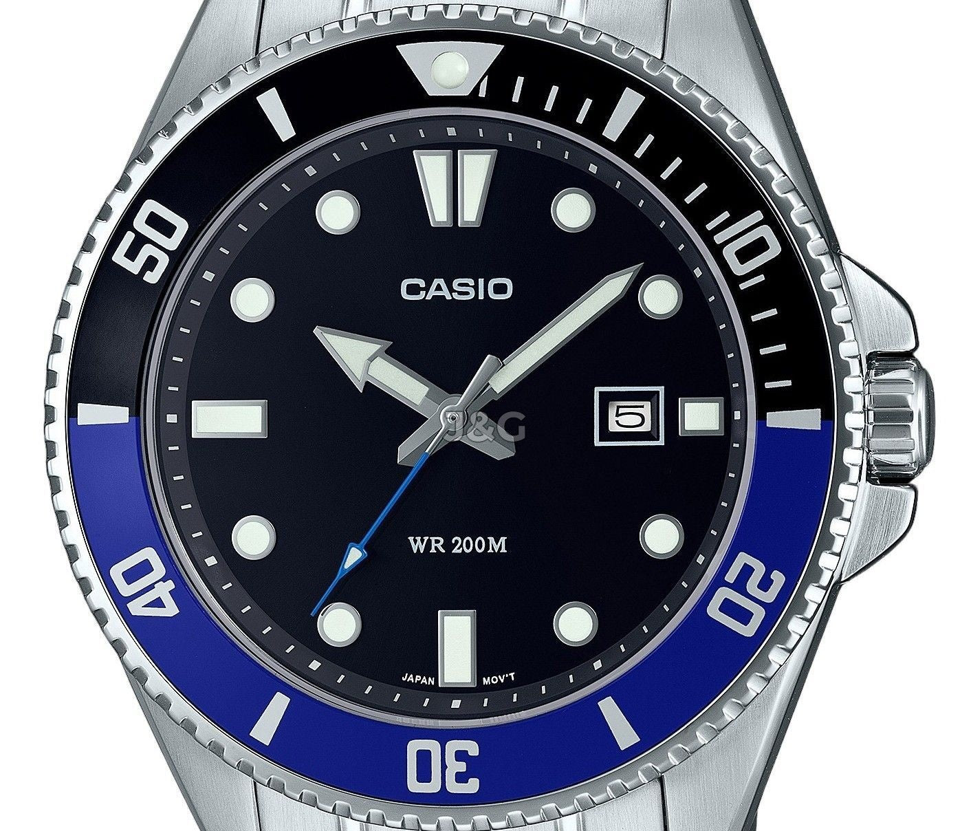 Casio Standard Quartz movement Black Stainless steel Male MDV-107D-1A2. A brand-new Casio Standard watch featuring a Black dial and a Stainless steel strap. Side view. - view 2