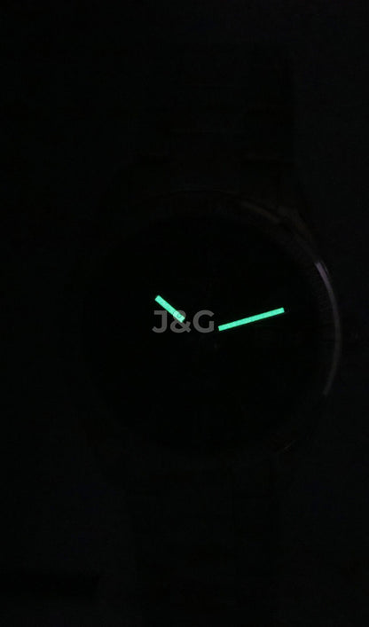 Casio Standard Quartz movement Black Stainless steel Male MTP-1302D-1A1. A brand-new Casio Standard watch featuring a Black dial and a Stainless steel strap. Front view. - view 2