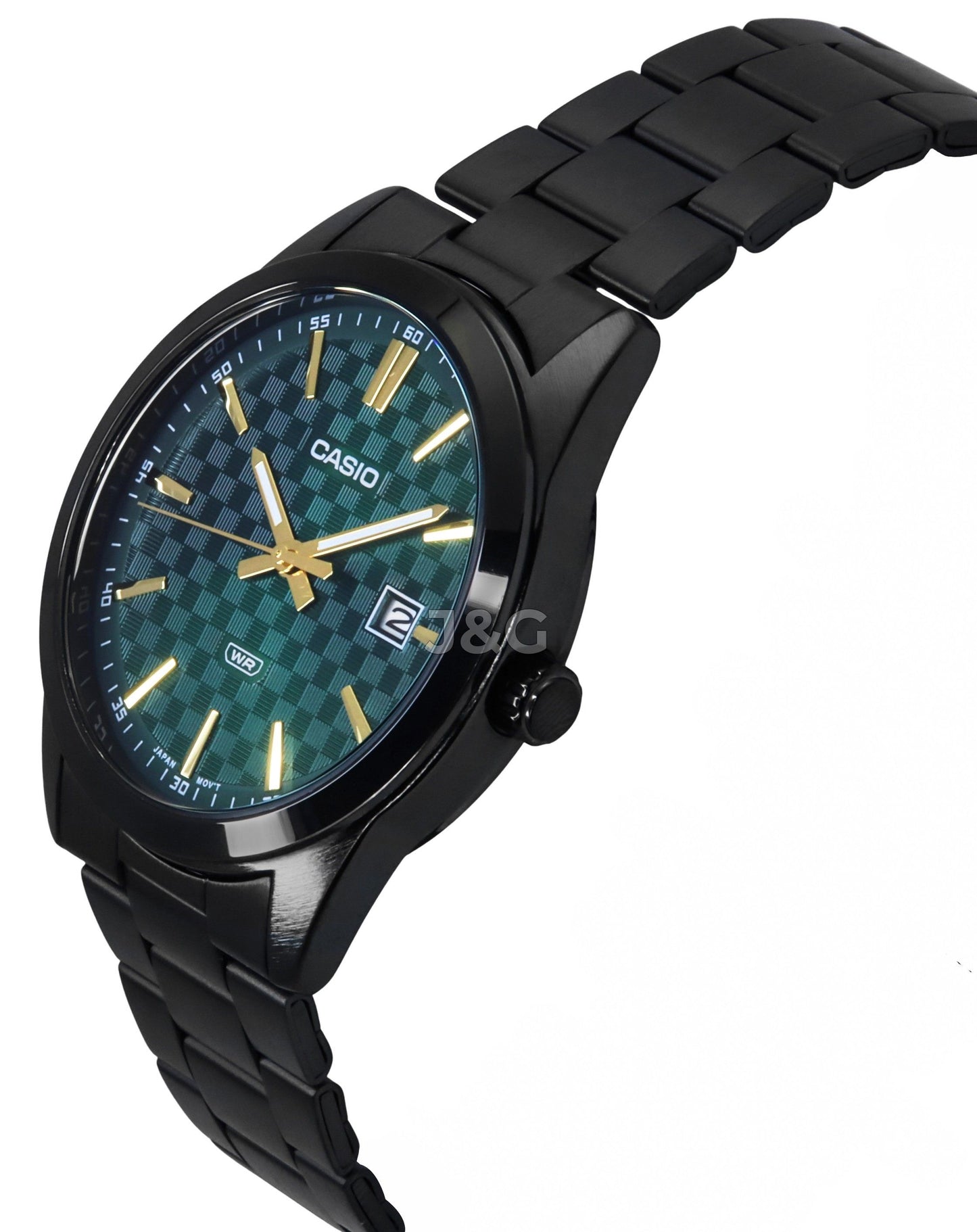 Casio Standard Quartz movement Green Stainless steel Male MTP-VD03B-3A. A brand-new Casio Standard watch featuring a Green dial and a Stainless steel strap. Angled view. - view 3