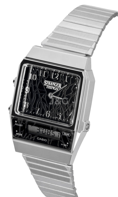 Casio Vintage Quartz movement Black Male AQ-800EST-1A. A brand-new Casio Vintage watch featuring a Black dial. Angled view. - view 2