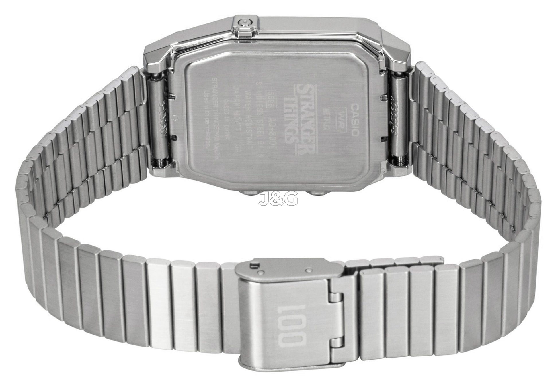 Casio Vintage Quartz movement Black Male AQ-800EST-1A. A brand-new Casio Vintage watch featuring a Black dial. Angled view. - view 3