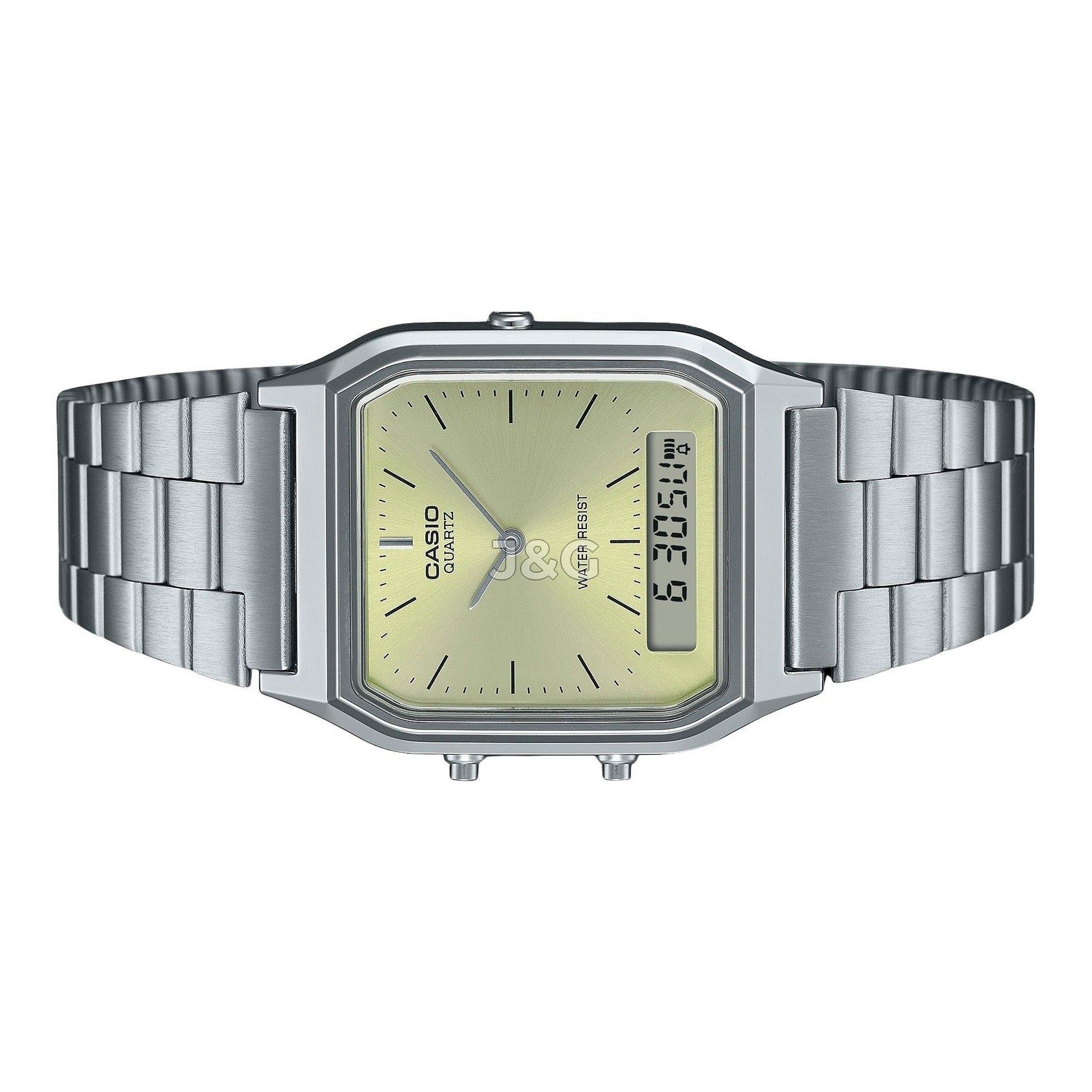 Casio Vintage Quartz movement Champagne Male AQ-230A-9AMQY. A brand-new Casio Vintage watch featuring a Champagne dial. Side view. - view 3