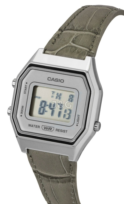 Casio Vintage Quartz movement White Leather Male LA680WEL-8A2. A brand-new Casio Vintage watch featuring a White dial and a Leather strap. Side view. - view 3