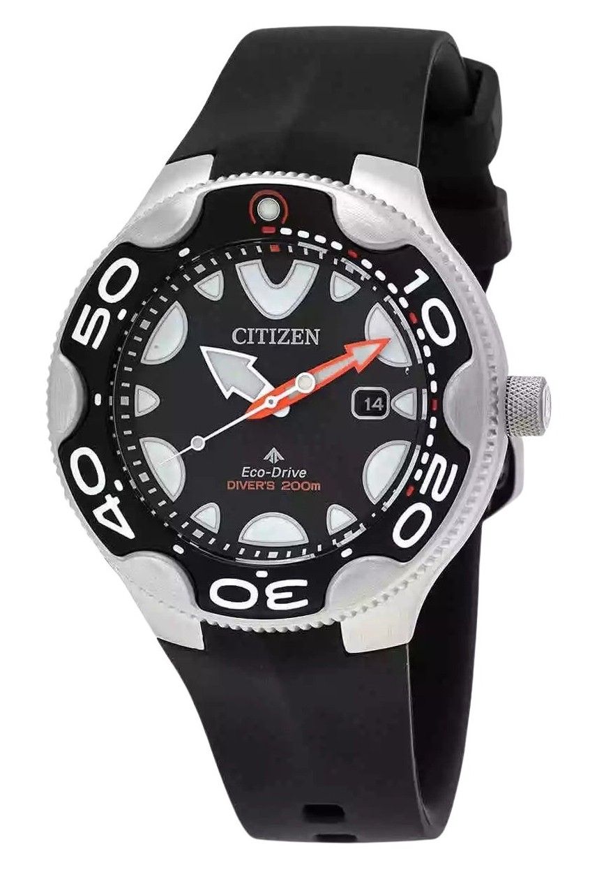 Citizen Promaster Dive Polyurethane Strap Black Dial. A brand-new Citizen Promaster watch featuring a Black dial and a Polyurethane (PU) strap. Side view.