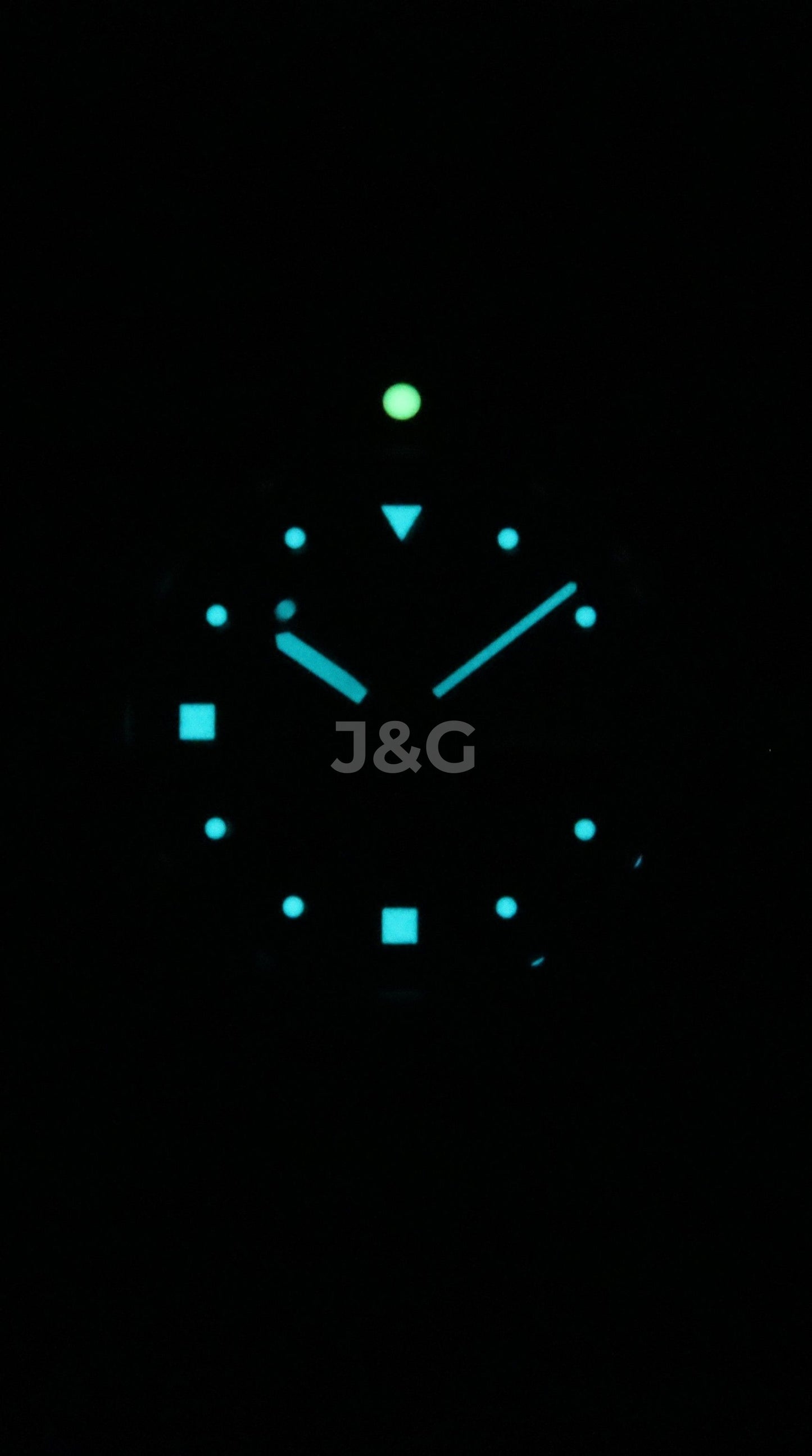 Citizen Automatic movement Black Stainless steel Male NH7531-50E. A brand-new Citizen watch featuring a Black dial and a Stainless steel strap. Angled view. - view 2