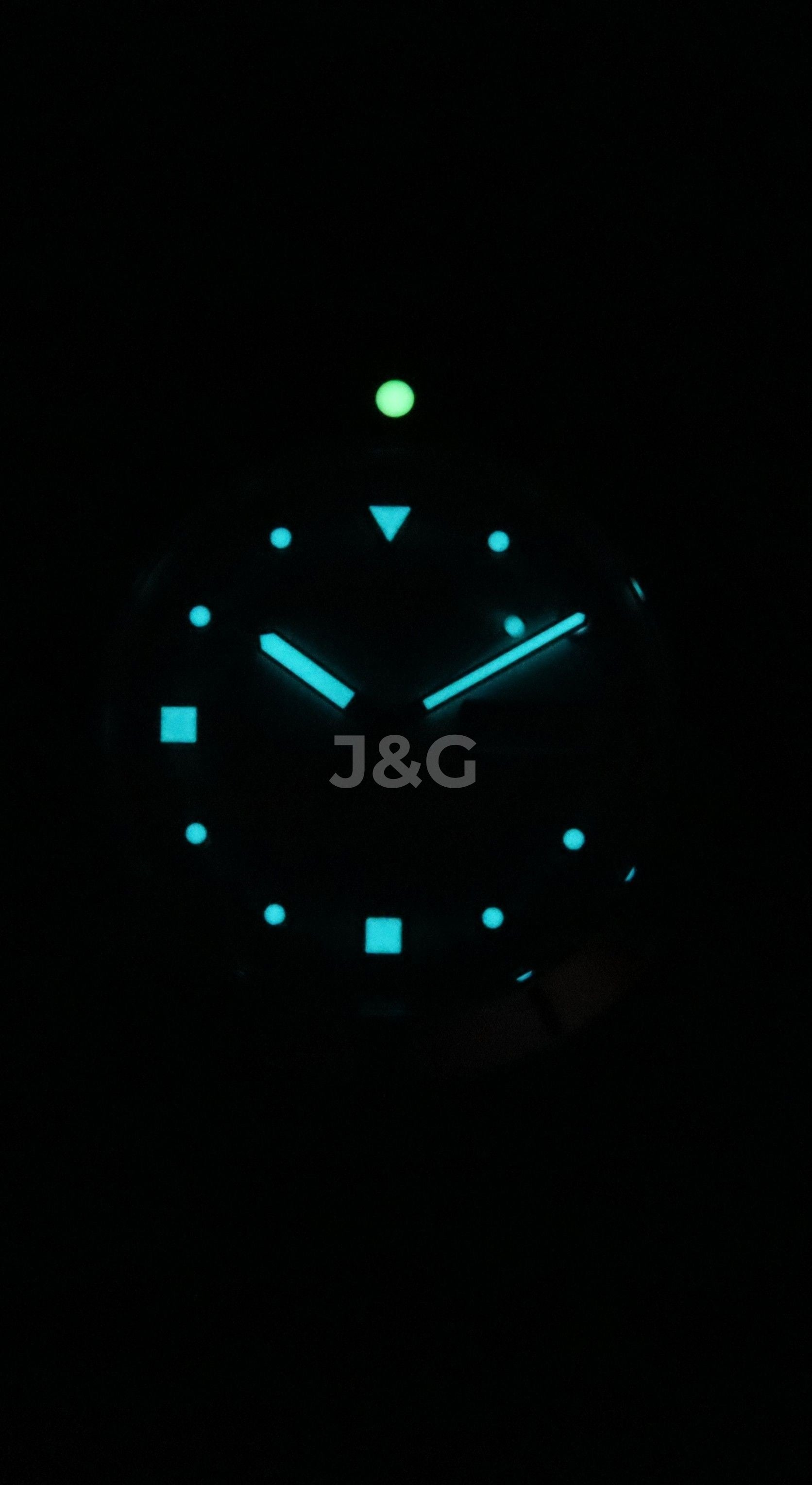 Citizen Automatic movement Blue Stainless steel Male NH7530-52L. A brand-new Citizen watch featuring a Blue dial and a Stainless steel strap. Side view. - view 2