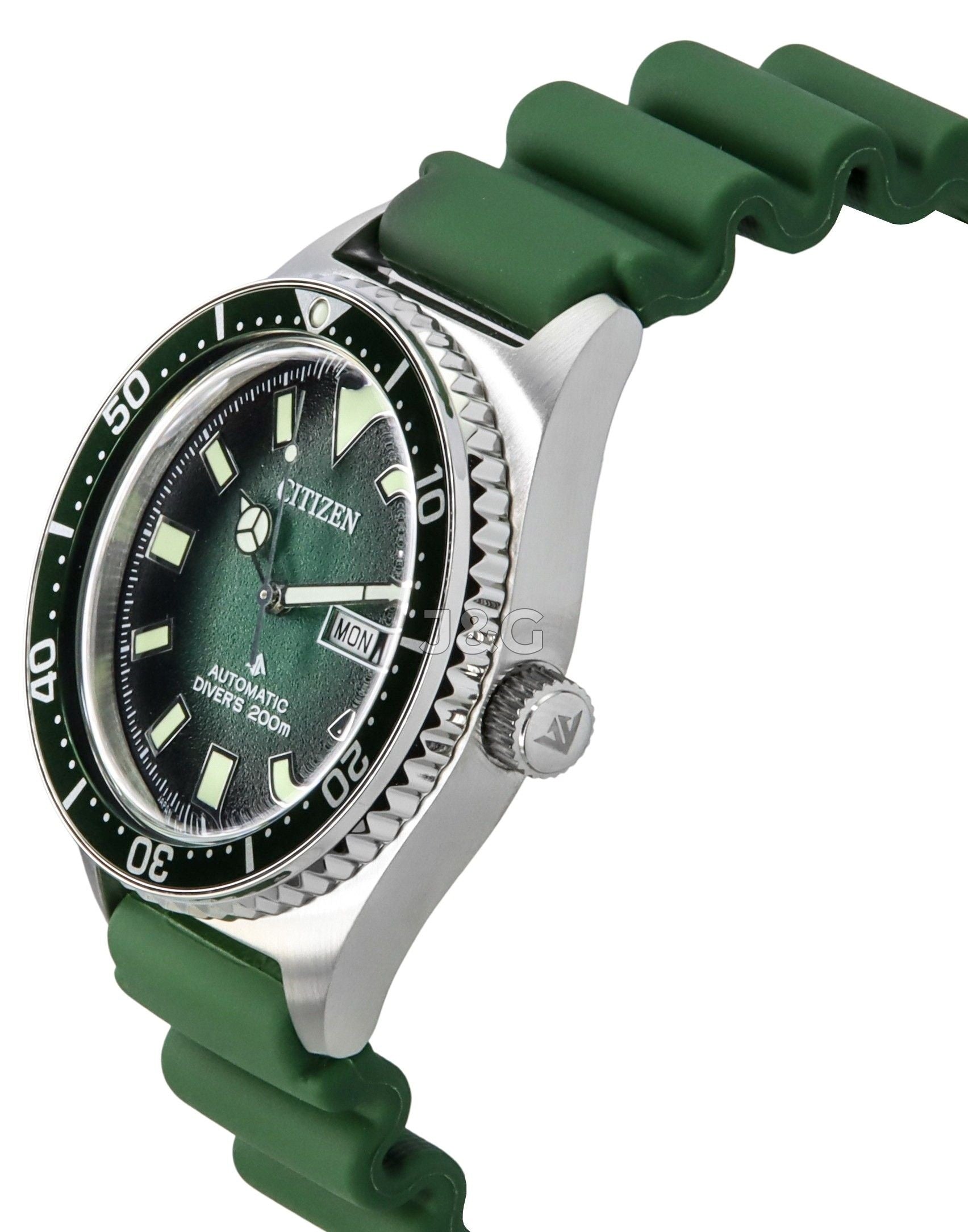Citizen Promaster Automatic movement Green Polyurethane (PU) Male NY0121-09X. A brand-new Citizen Promaster watch featuring a Green dial and a Polyurethane (PU) strap. Angled view. - view 3