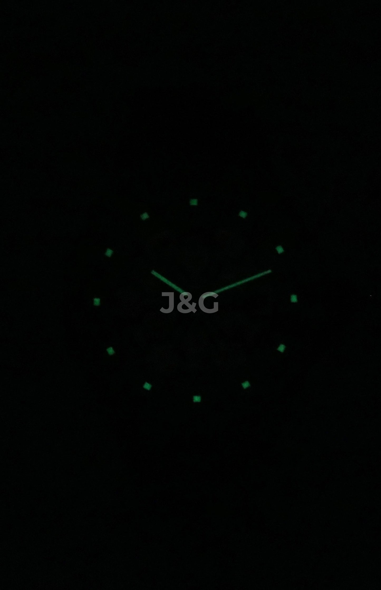 Edox Delfin The Original Automatic movement Black Rubber Male 85303357GNNGN. A brand-new Edox Delfin watch featuring a Black dial and a Rubber strap. Front view. - view 2