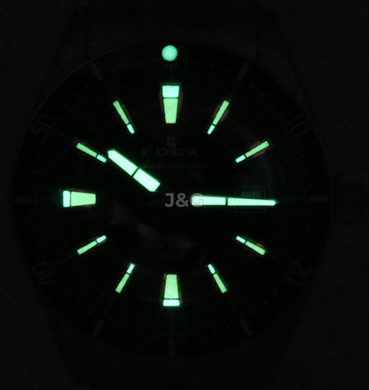 Edox Skydiver Automatic movement Black Stainless steel Male 80126357RNMNIRB. A brand-new Edox Skydiver watch featuring a Black dial and a Stainless steel strap. Angled view. - view 2