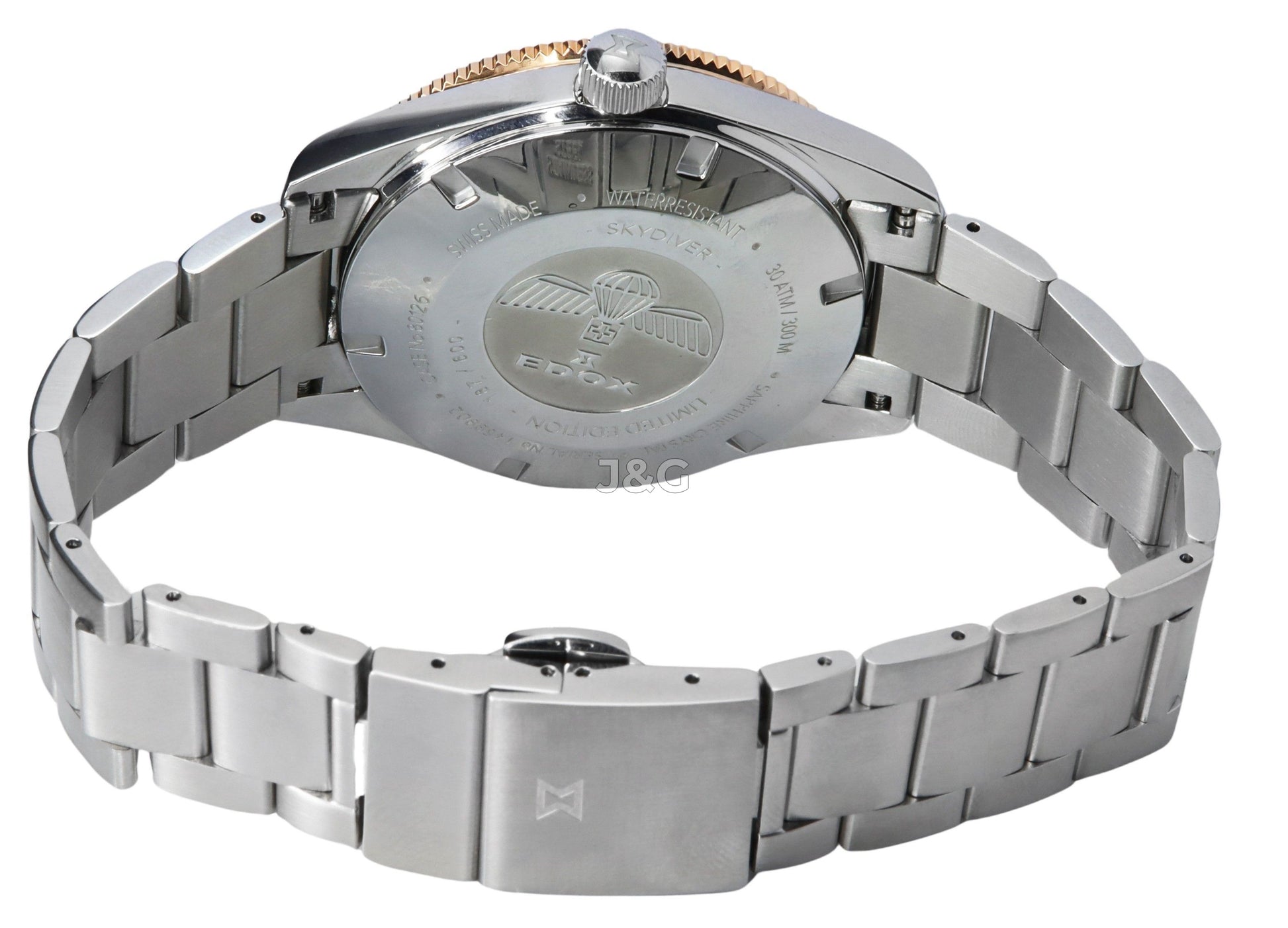 Edox Skydiver Automatic movement Black Stainless steel Male 80126357RNMNIRB. A brand-new Edox Skydiver watch featuring a Black dial and a Stainless steel strap. Angled view. - view 4