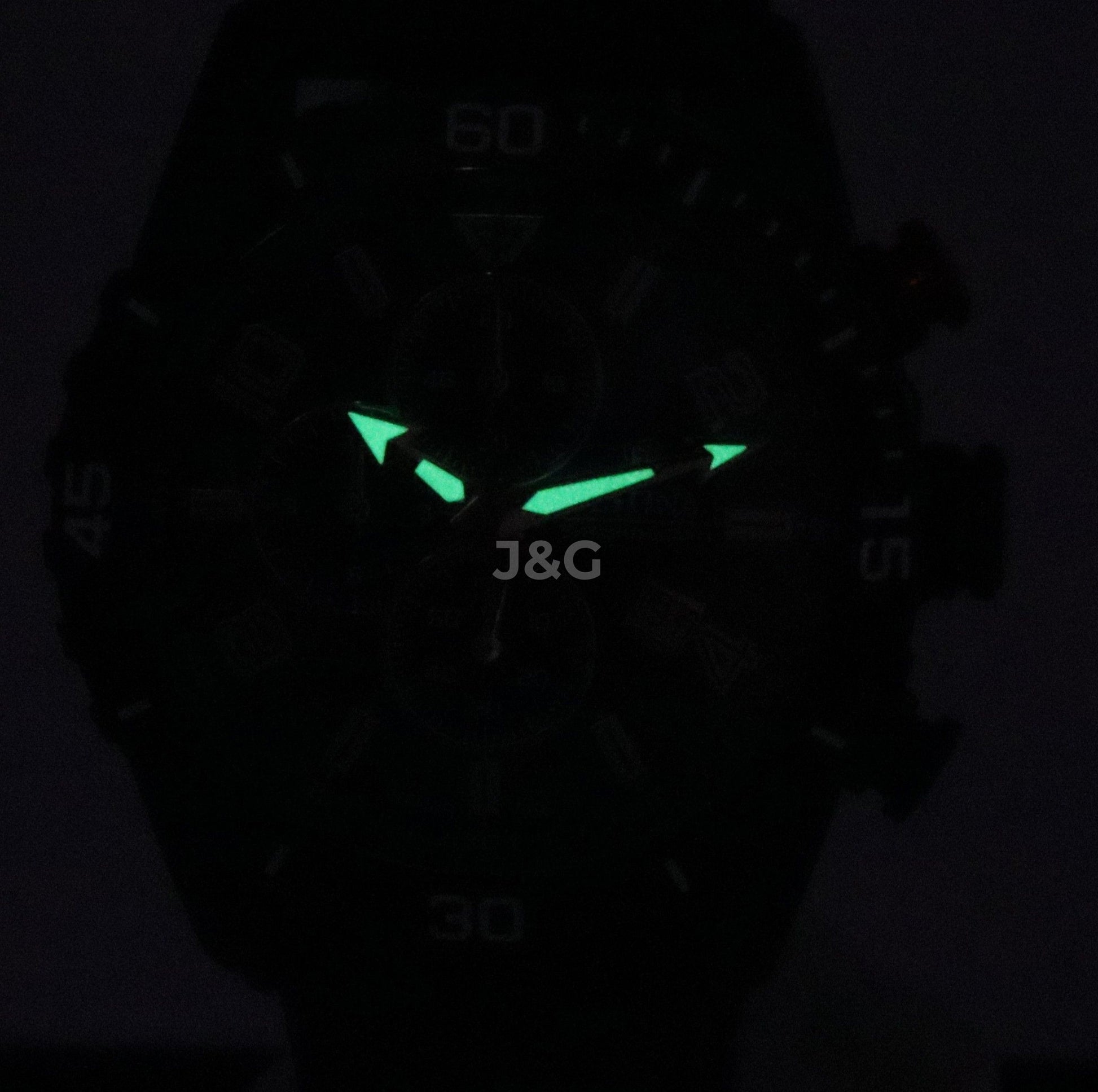 Festina Chronograph Date display Blue Leather Male F20519-2. A brand-new Festina Chronograph watch featuring a Blue dial and a Leather strap. Angled view. - view 2