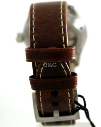 Hamilton Khaki Field Automatic movement White Leather Male H70455533. A brand-new Hamilton Khaki watch featuring a White dial and a Leather strap. Front view. - view 3