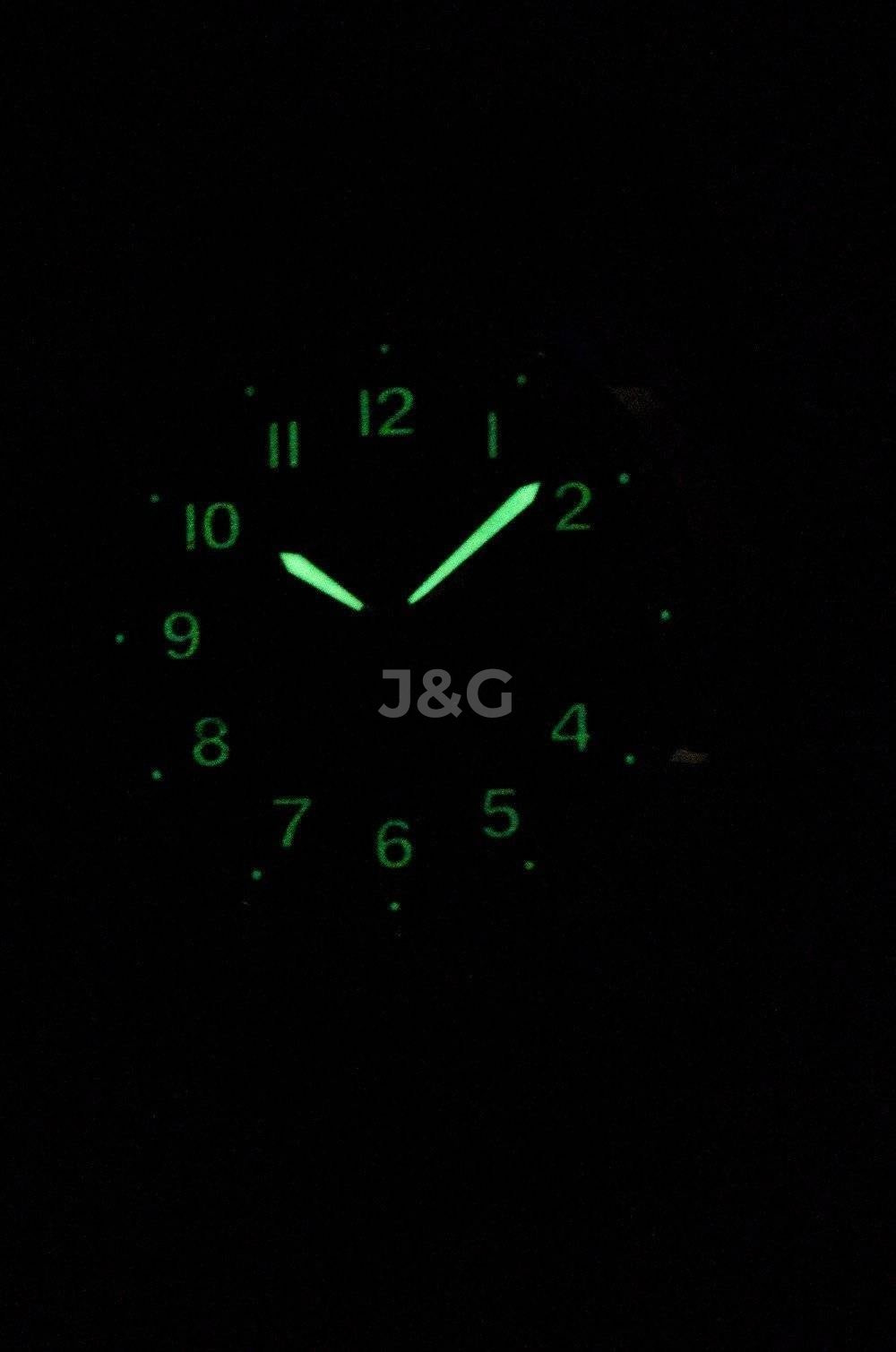 Hamilton Khaki Field Automatic movement White Leather Male H70555533. A brand-new Hamilton Khaki watch featuring a White dial and a Leather strap. Front view. - view 2