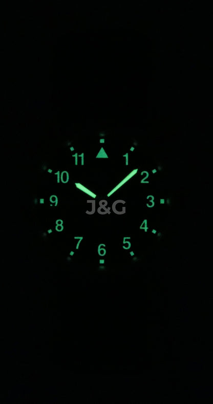 Hamilton Khaki Field Luminous hands Black Polyester Male H69401930. A brand-new Hamilton Khaki watch featuring a Black dial and a Polyester strap. Side view. - view 2