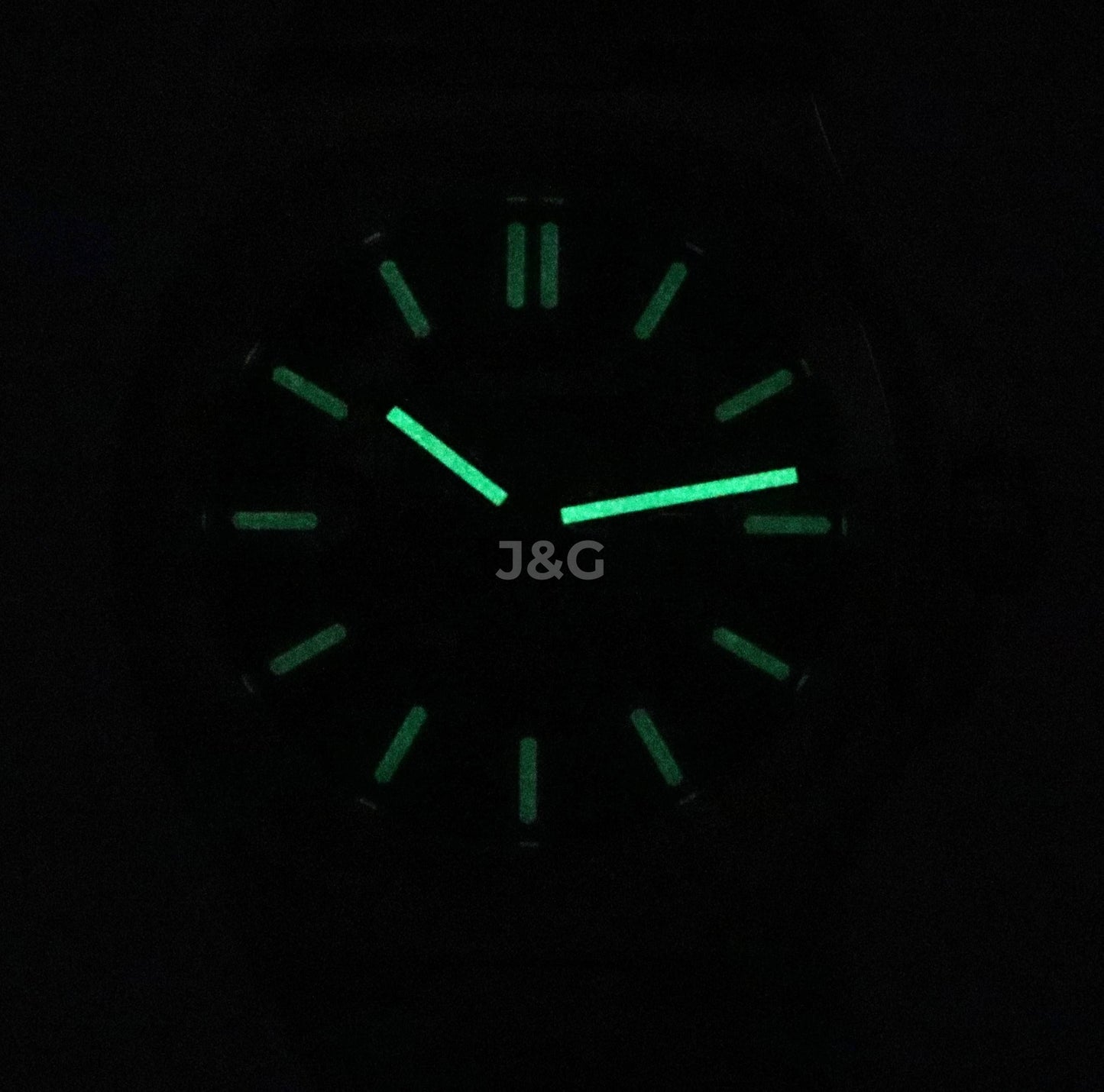 Ingersoll The Catalina Automatic movement Black Stainless steel Male I12501. A brand-new Ingersoll The Catalina watch featuring a Black dial and a Stainless steel strap. Side view. - view 2